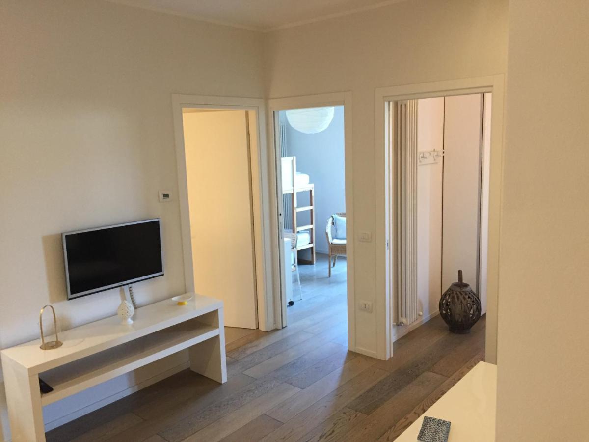 Suite Mare Centro Pesaro Bagian luar foto